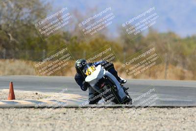 media/Apr-17-2022-CVMA (Sun) [[f474cfa795]]/Race 14 500 Supersport-350 Supersport (Holeshot)/